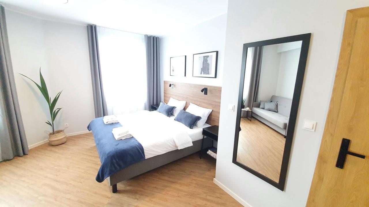 Sleep Port B&B - Bezplatny Parking Гданськ Екстер'єр фото